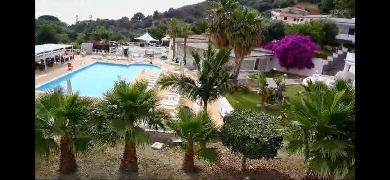 Hotel Diamond Residence Diamante Buitenkant foto