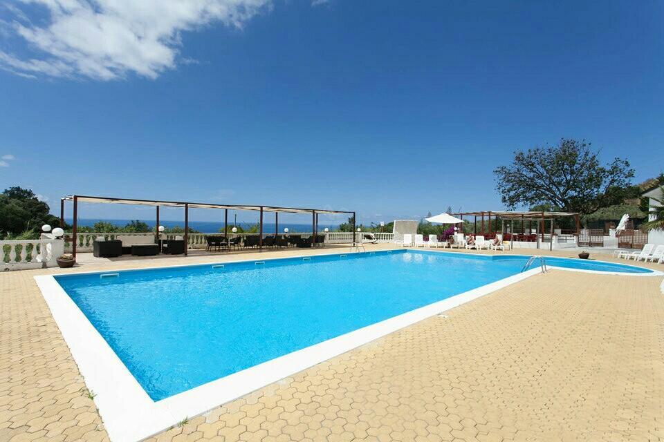 Hotel Diamond Residence Diamante Buitenkant foto