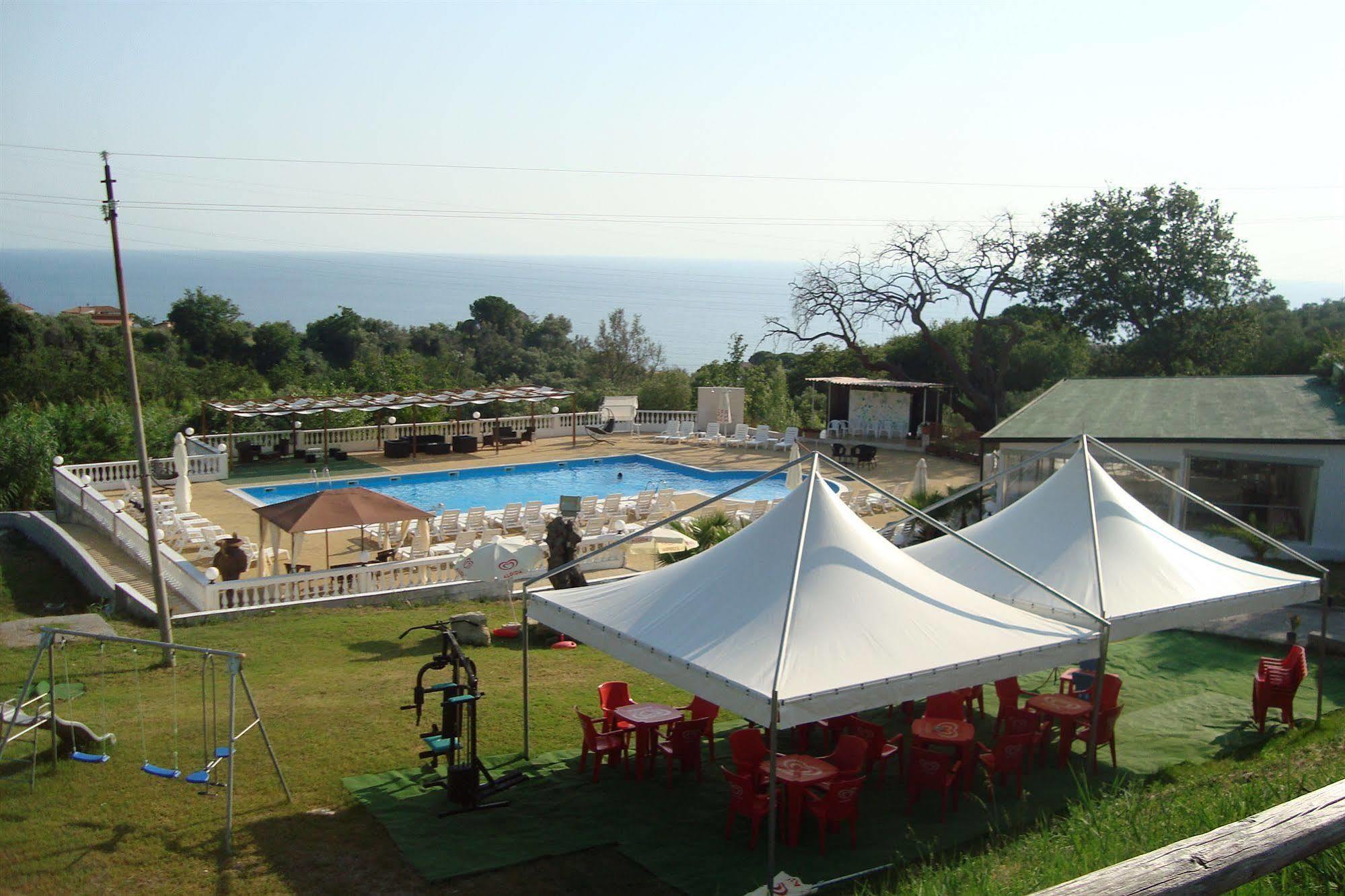 Hotel Diamond Residence Diamante Buitenkant foto