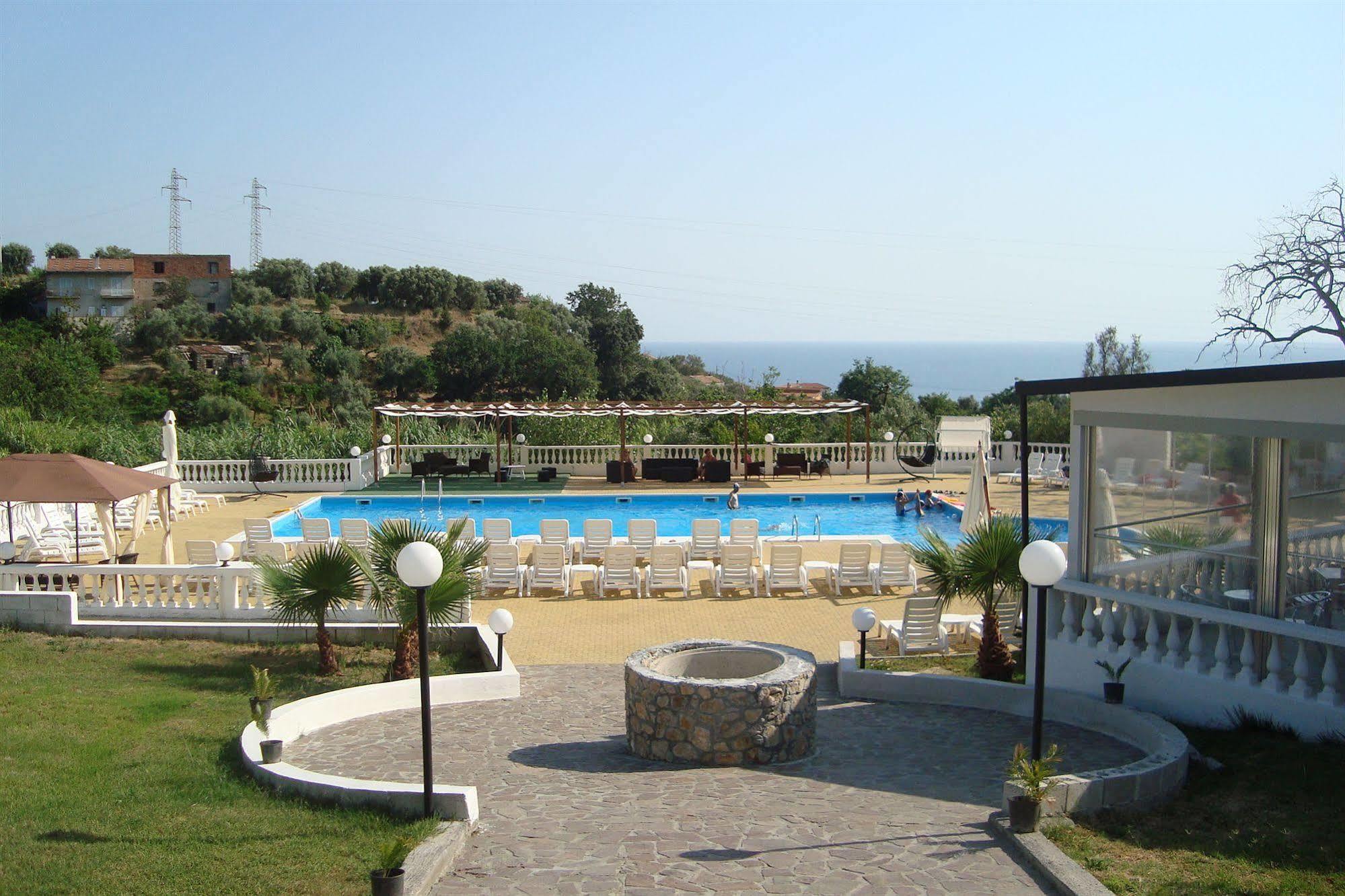 Hotel Diamond Residence Diamante Buitenkant foto